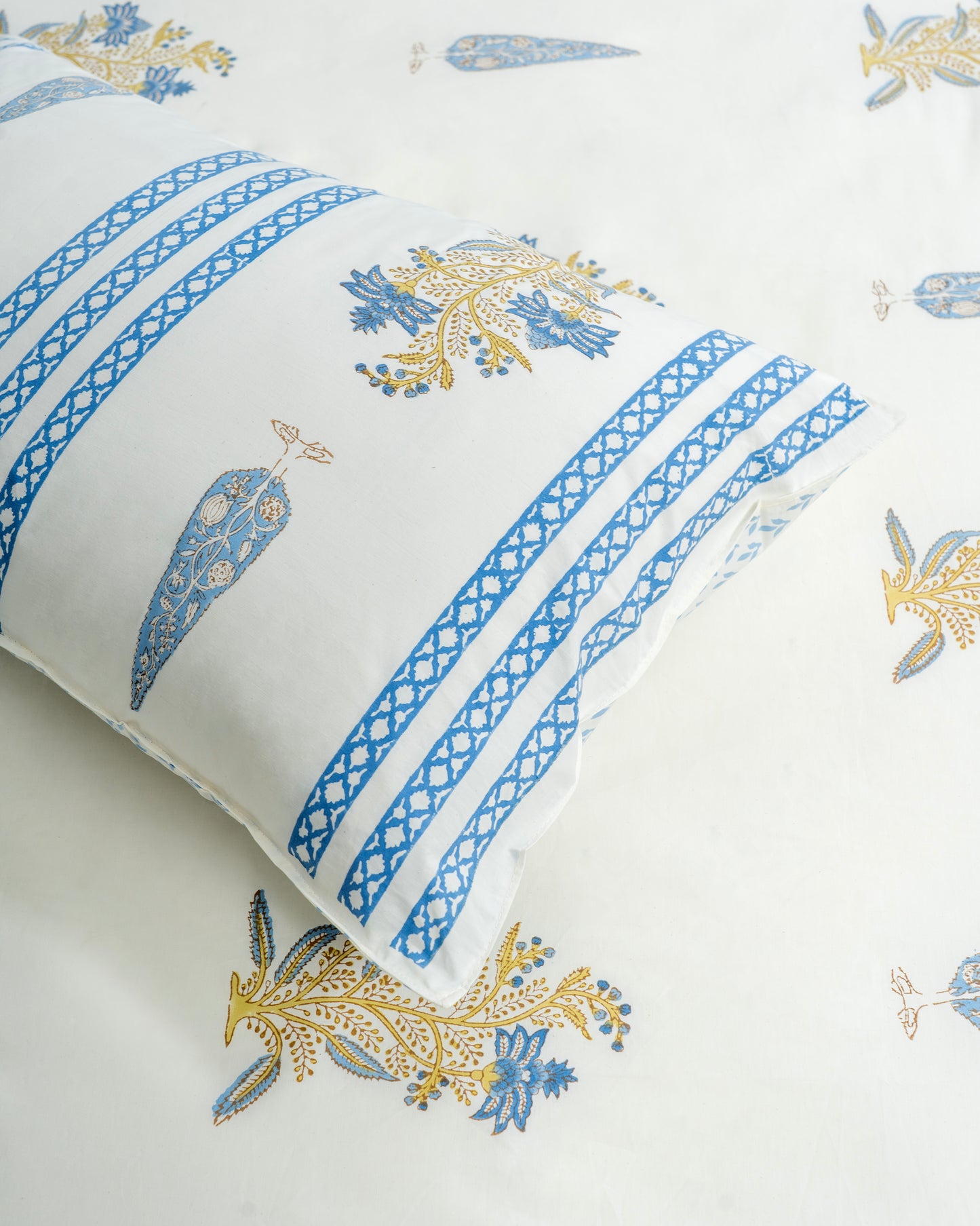 Ruby Mughal Floral Cotton Bed Sheet Set – Ruby (D3)