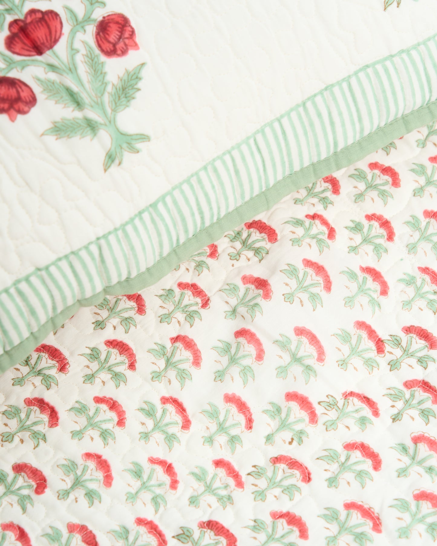 Rasa 100% Premium Mulmul Cotton Hand Block Print Quilted Bed Cover