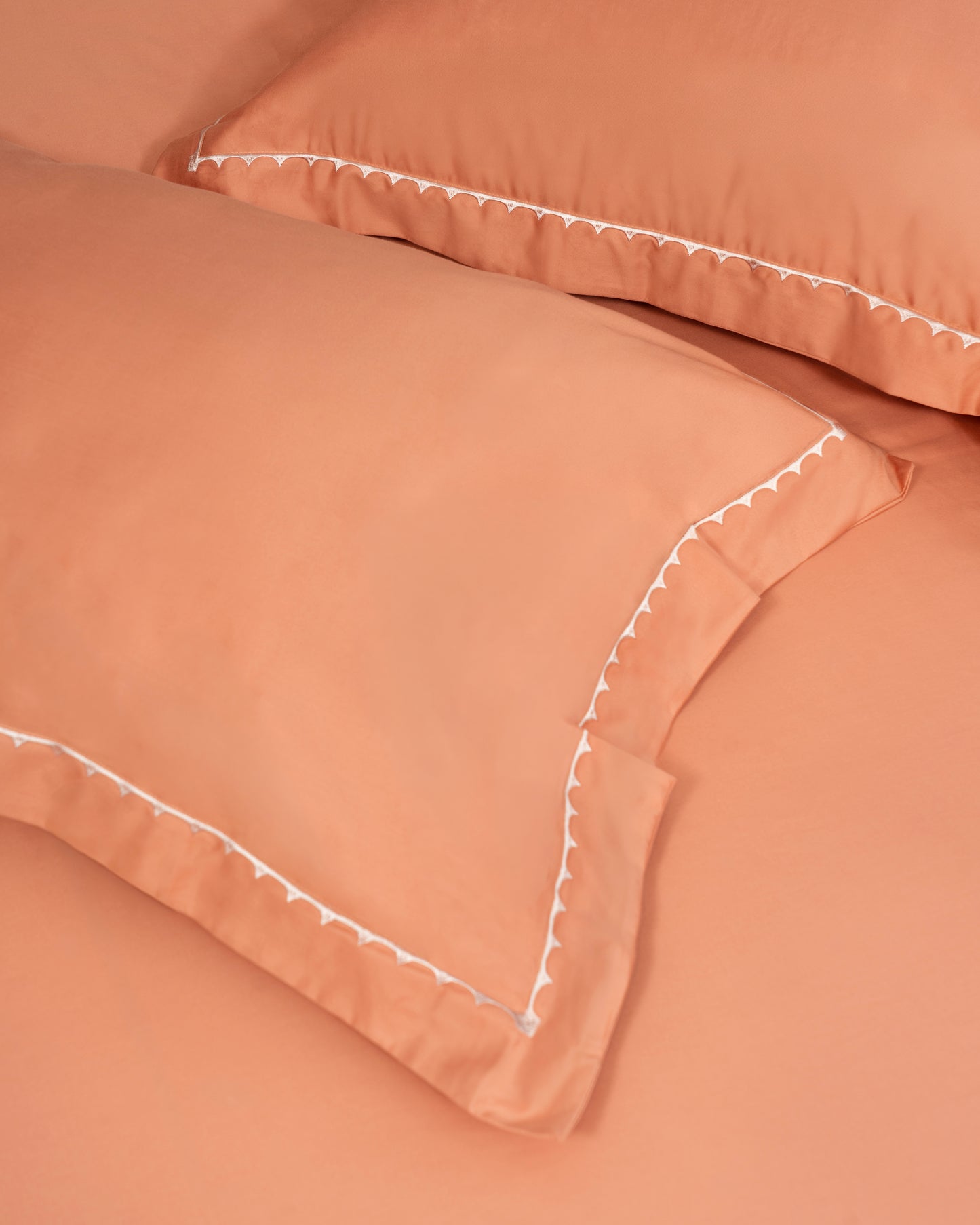Keefi - Seren Curve 100% Cotton 400 Tc Embroidered Bedsheet Set.