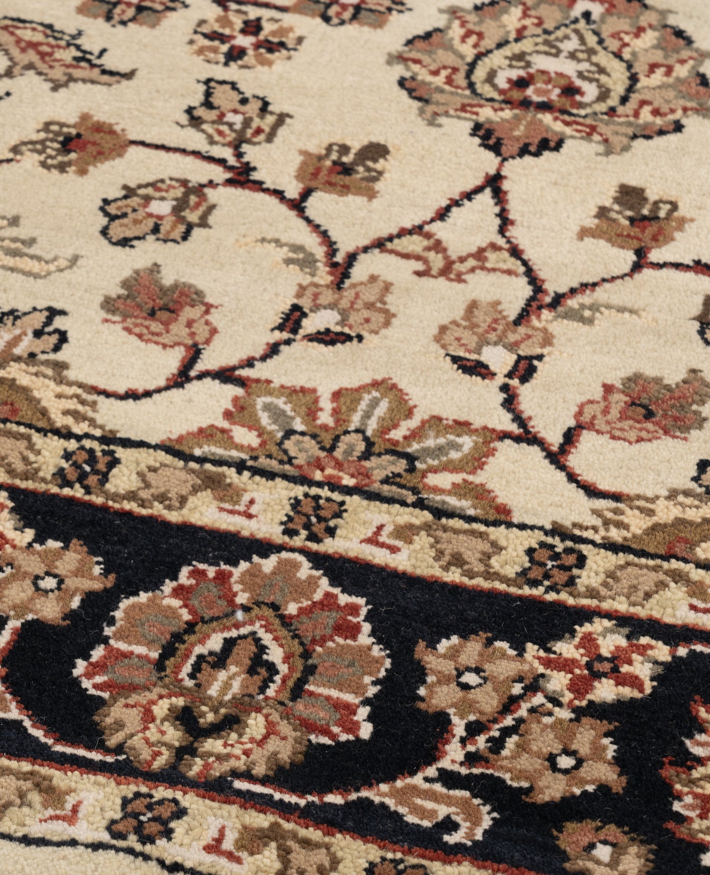 Classic Luxury Hand Knotted Wool Floral Border Carpet