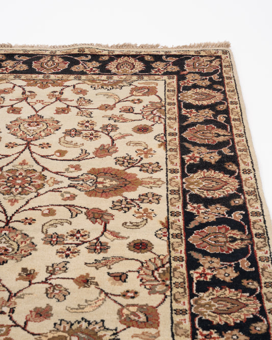 Classic Luxury Hand Knotted Wool Floral Border Carpet