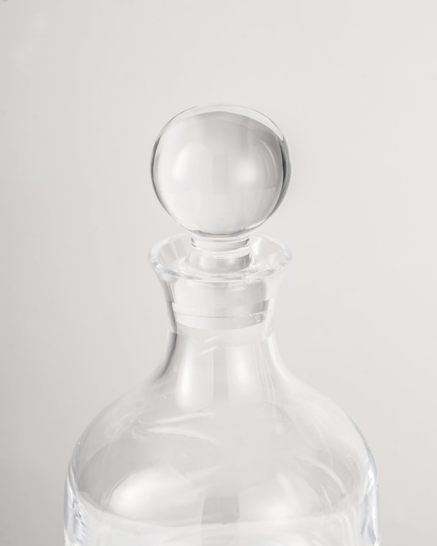 Arch Whisky Bottle – 1000 CC