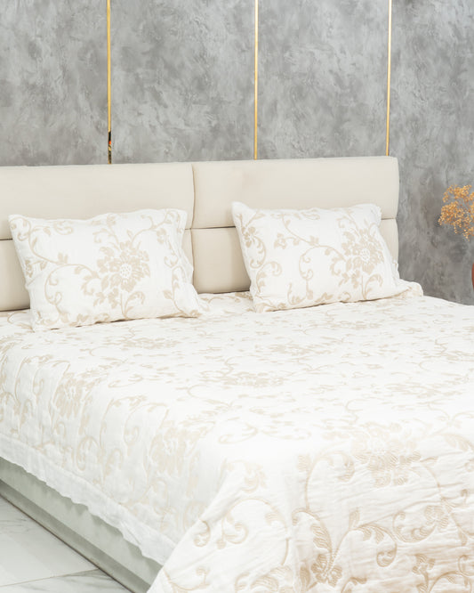 Linen Jardin 100% Flax Linen Embroidery Bed Cover Set