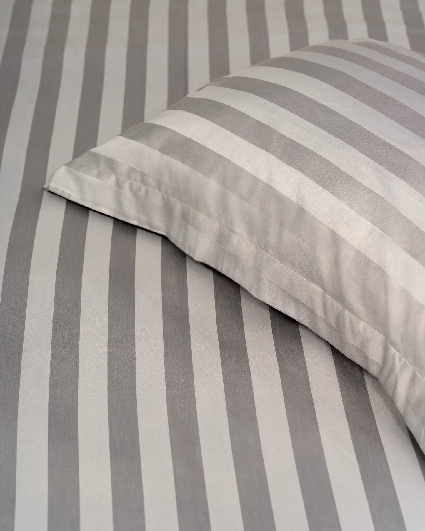 Italian Jacquard 400 TC Cotton Bed Sheet Set