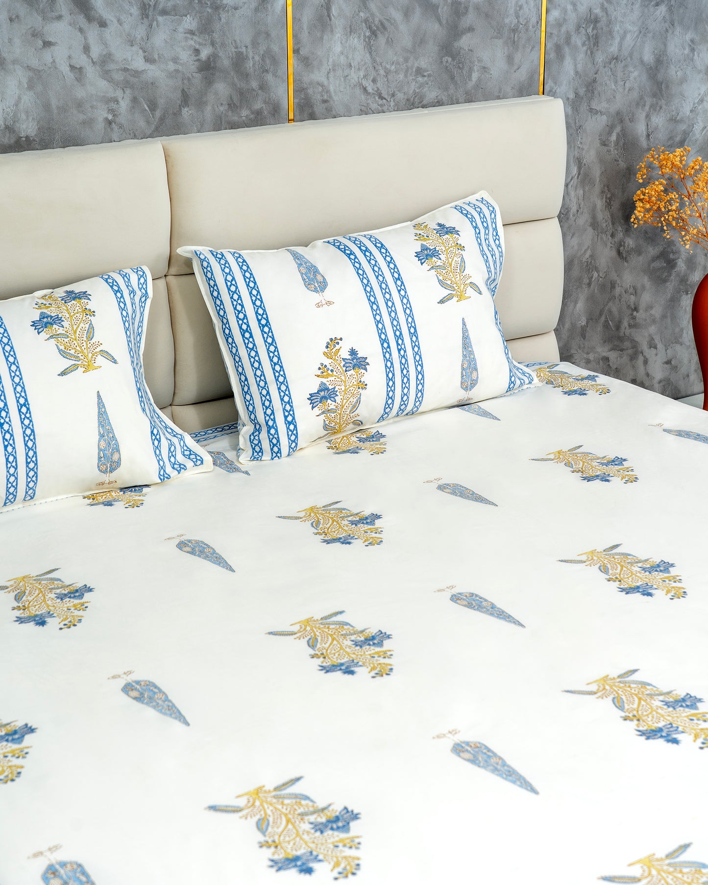 Ruby  Mughal Floral Cotton Bed Sheet Set – Ruby (D3)