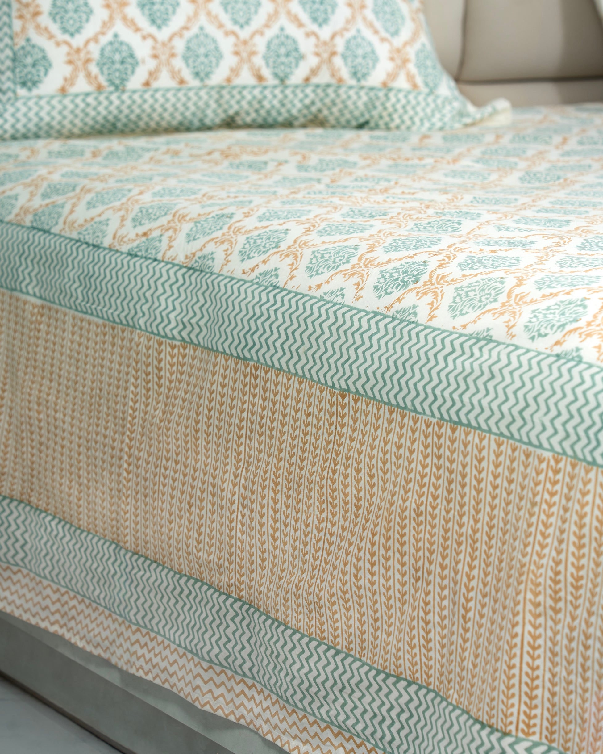 Ruby - Jaal Hand Block Print 100% Cotton Bedsheet Set