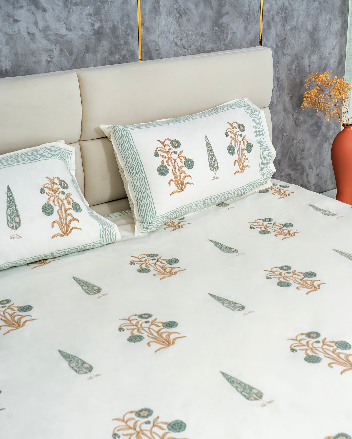 Ruby Mughal Floral Cotton Bed Sheet Set – Ruby (D5)