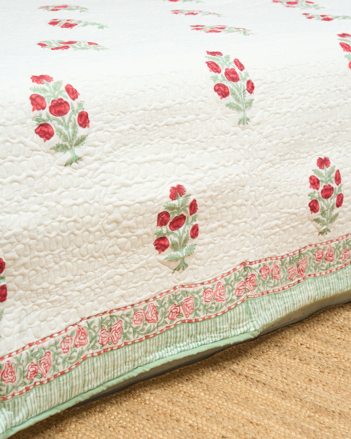 Rasa 100% Premium Mulmul Cotton Hand Block Print Quilted Bed Cover