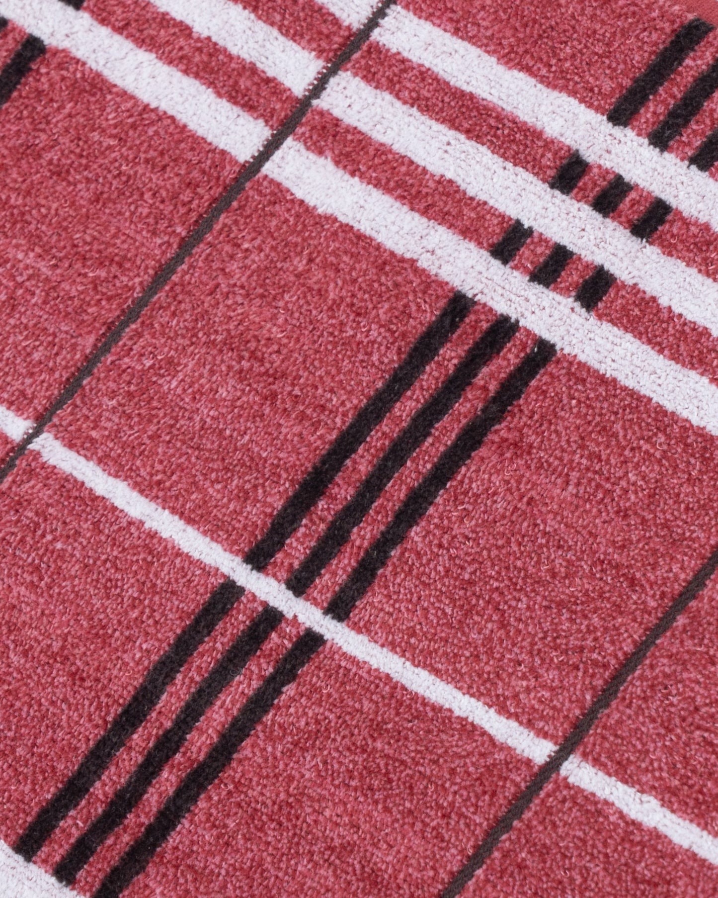 Emara Plaid Bath Towel