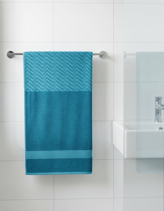 Emara Waves Bath Towel