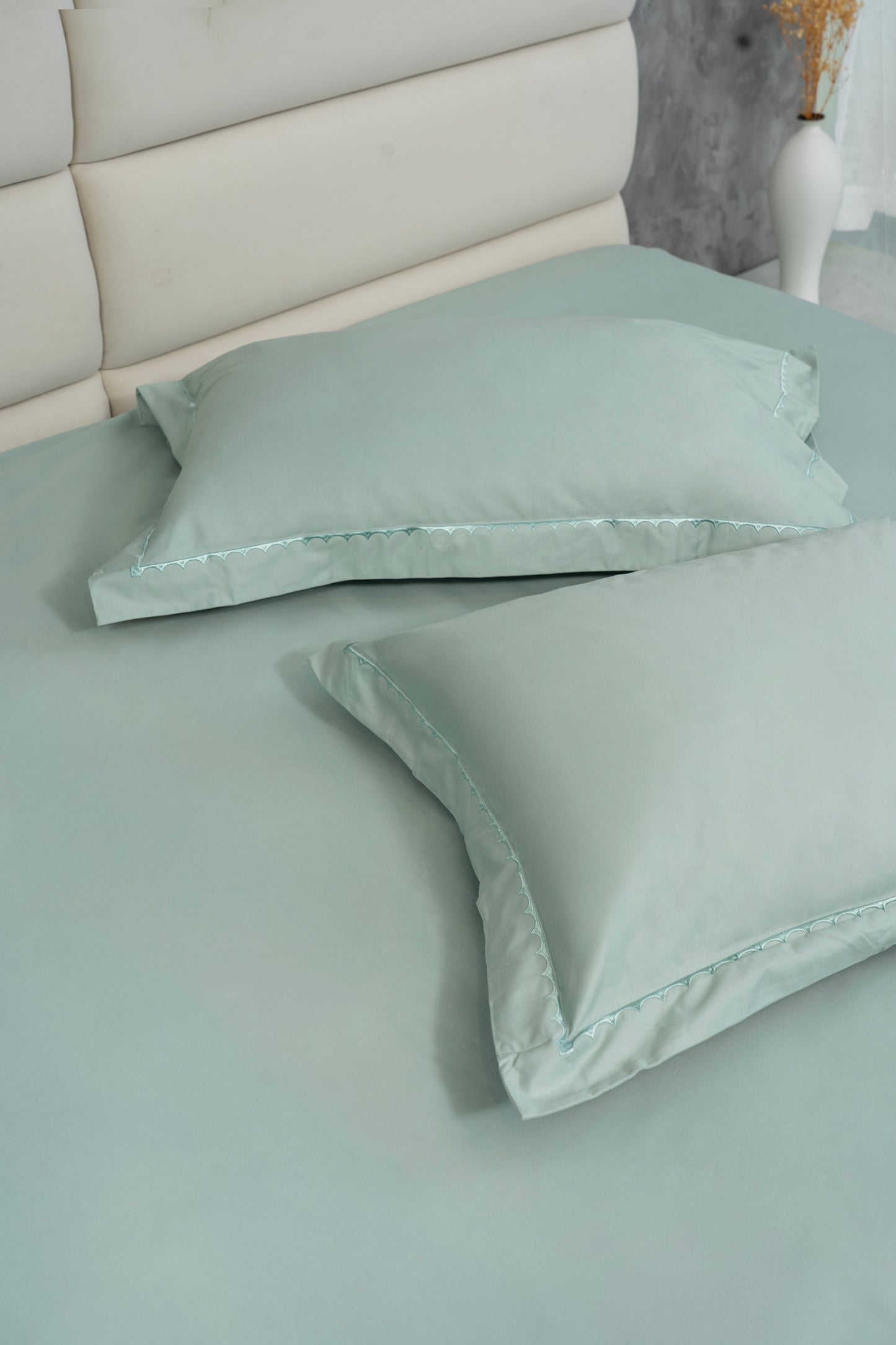 KEFI – 400 TC EMBROIDERED BEDSHEET SET (100270)