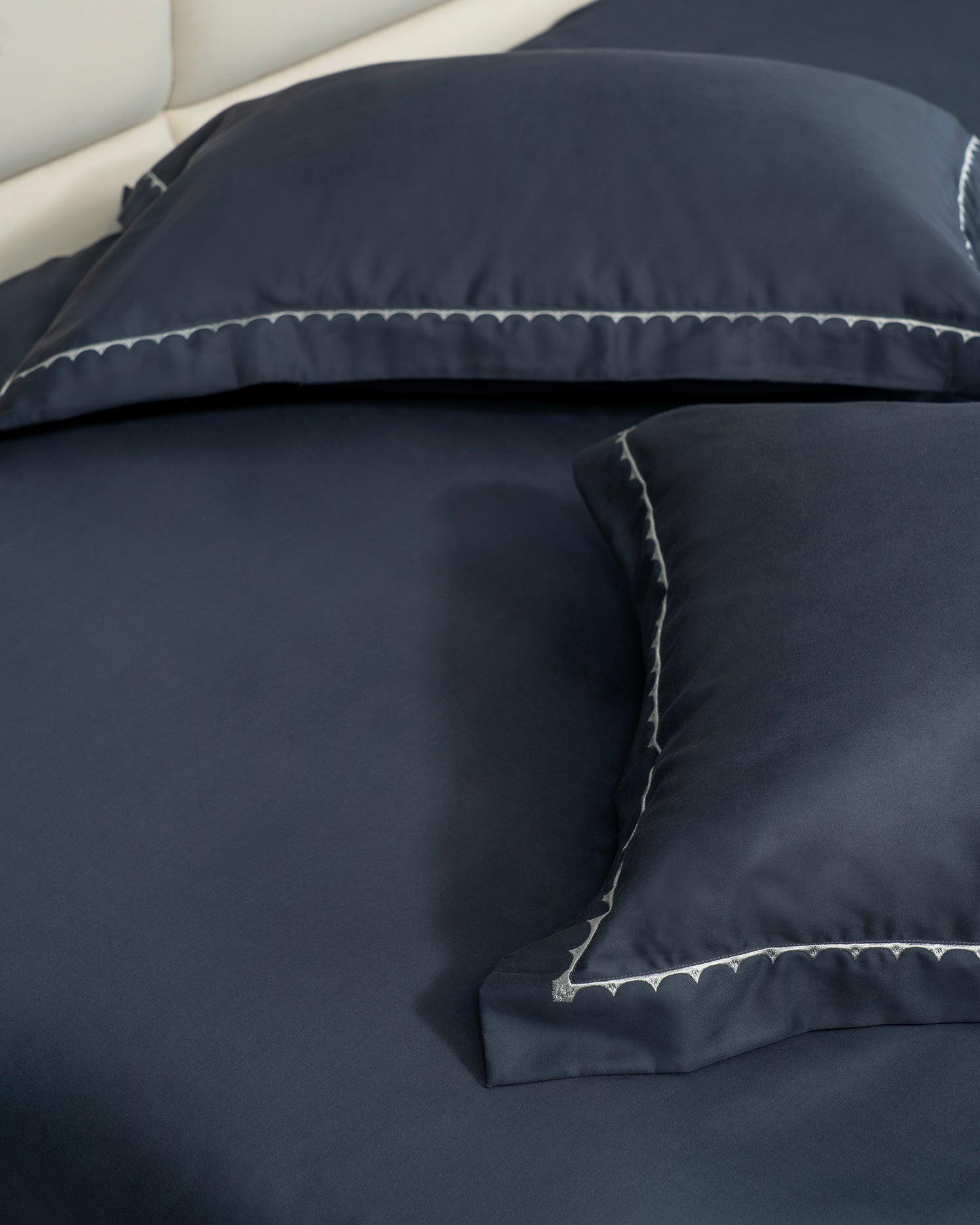 KEFI – 400 TC EMBROIDERED BEDSHEET SET (100270)