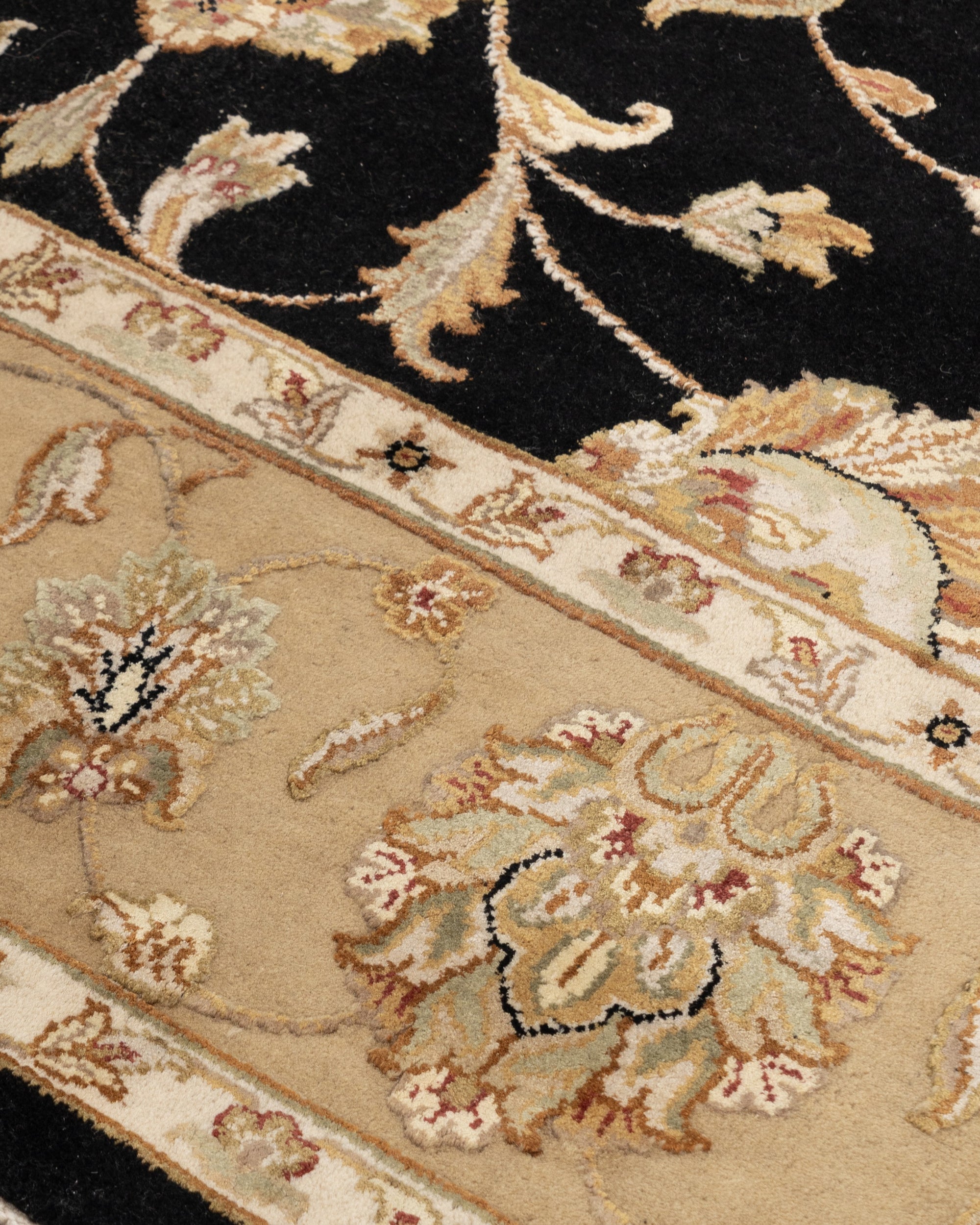 EMPEROR WOOL SILK CARPET