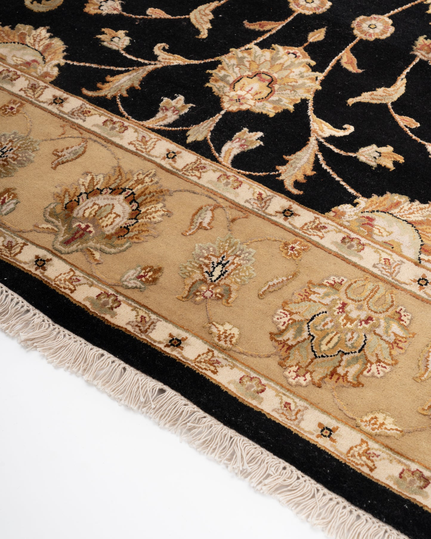 Luxury Black & Beige Floral Carpet – Maiah Home Exclusive
