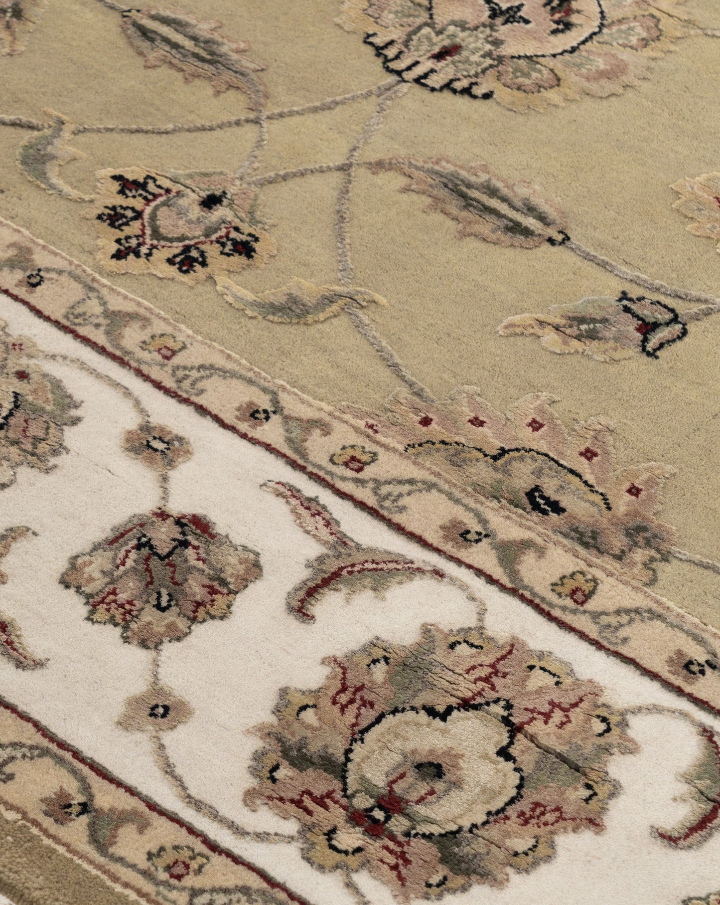 Emperor wool silk carpet - Green Ivory