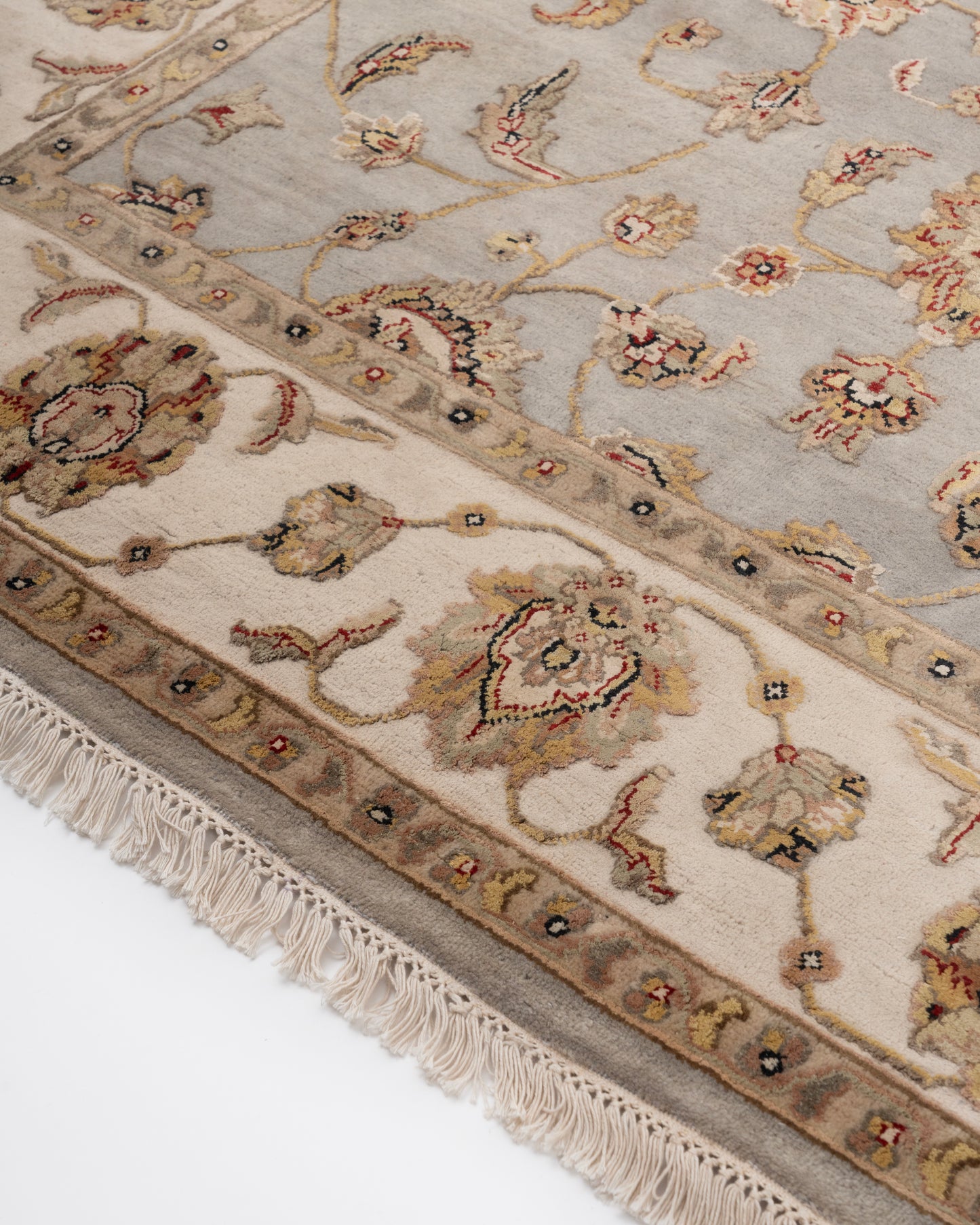 Majestic vine wool silk carpet - Blue Ivory