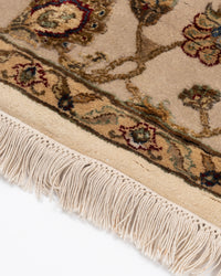 Regal Elegance Wool Silk Carpet - Ivory Camel