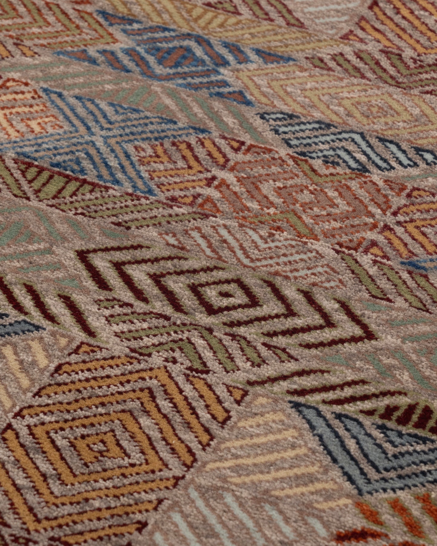 Kilim Luxury Hand Knotted Wool Geometric Carpet