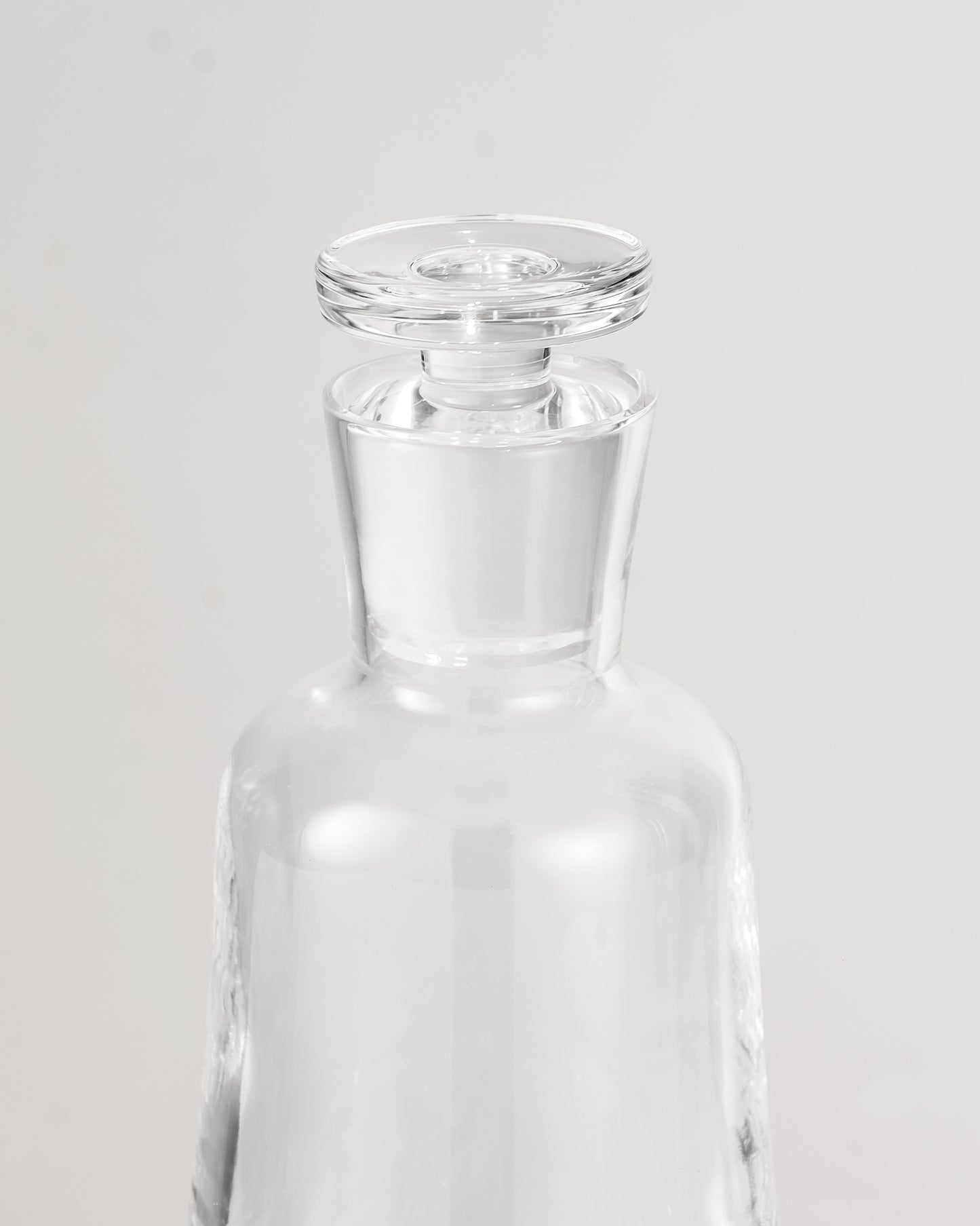 Paris Whisky Bottle – Vintage Stemware