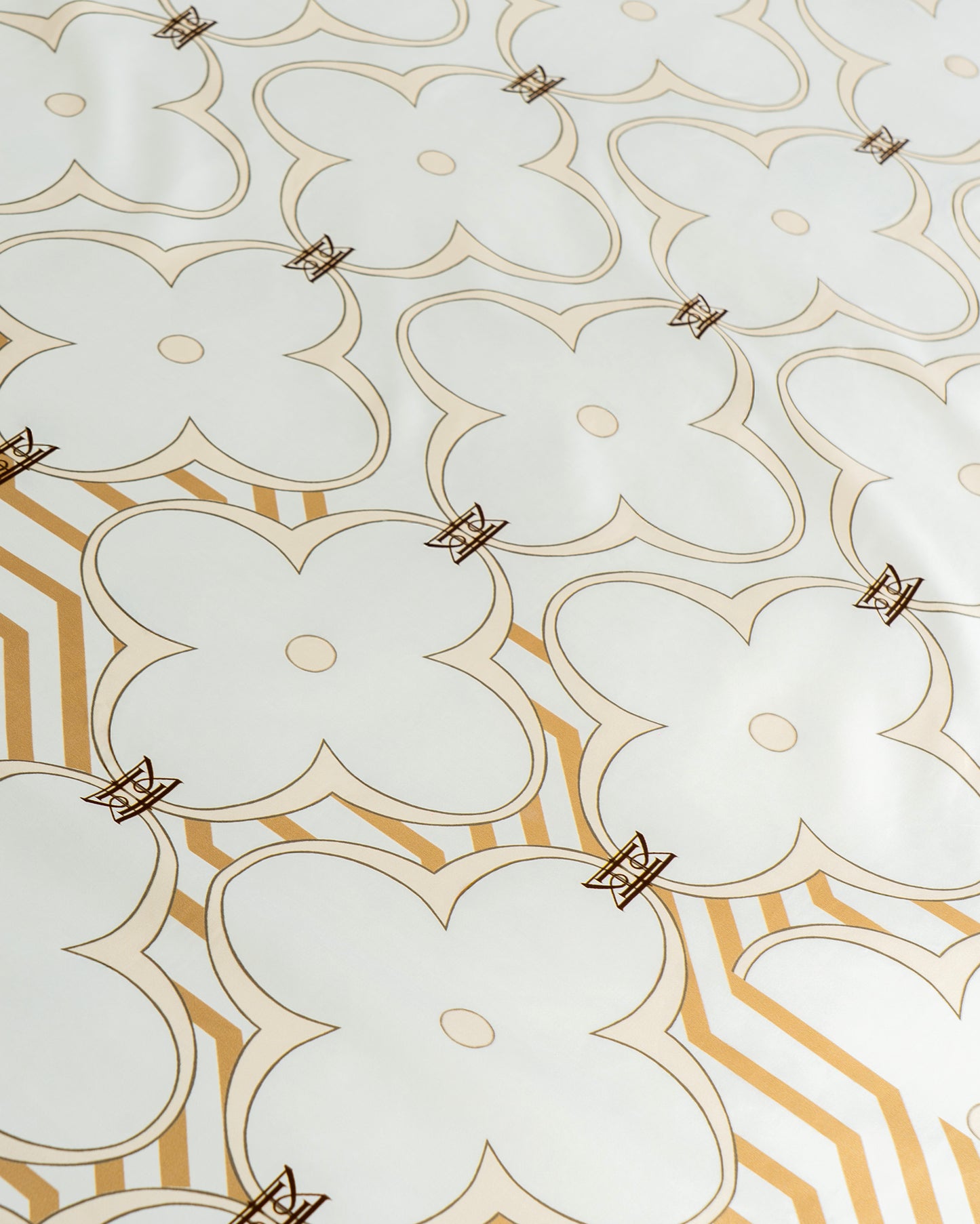 Elysian – 600 TC Printed Bedsheet (D8)