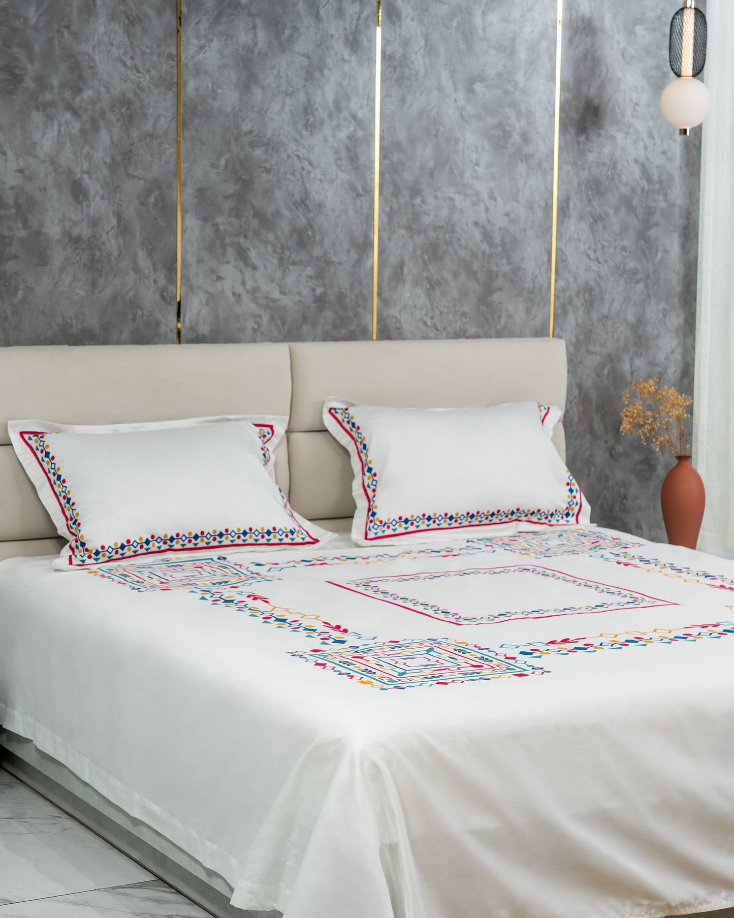 Elysian – 600 TC Printed Bedsheet (D15)