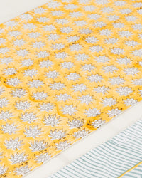 Titiksa Table Runner Set D4