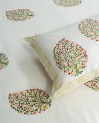 Emerald – Handblock Print Bed Sheet Set (D2)