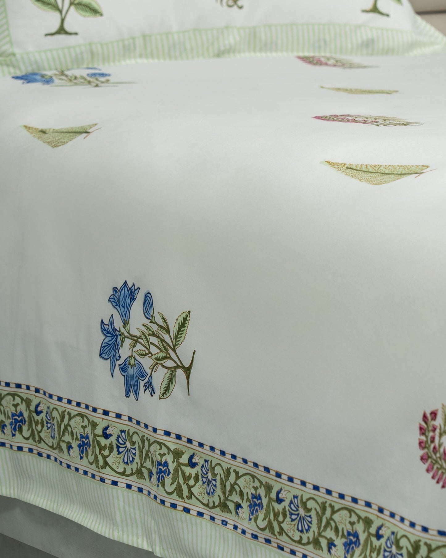 Emerald – Handblock Print Bed Sheet Set (D4)