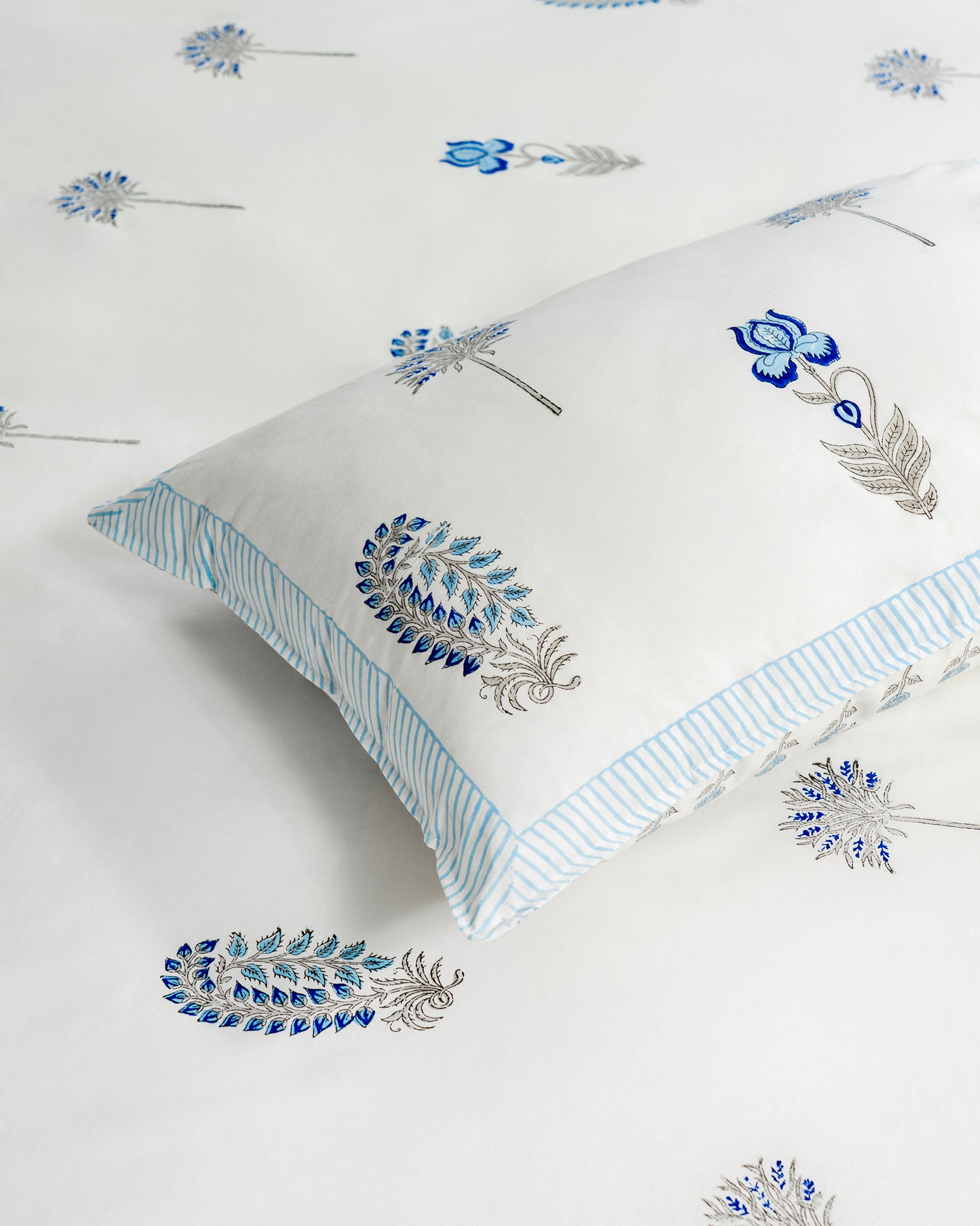 Emerald – Handblock Print Bed Sheet Set (D5)