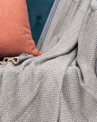 Soft Acrylic Wavy-Pattern Throw - Amitie