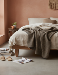 Soft Acrylic Wavy-Pattern Throw - Amitie