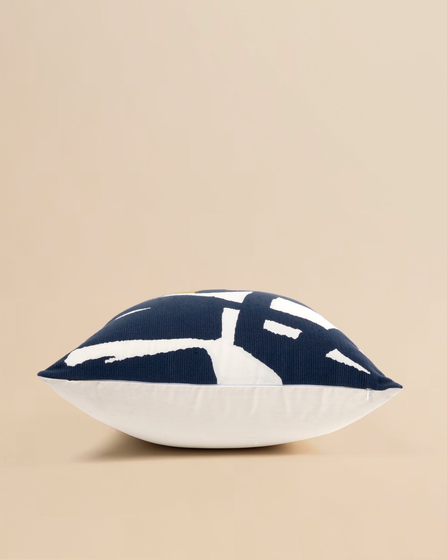 Bold Abstract Jacquard Cushion - Rut 101