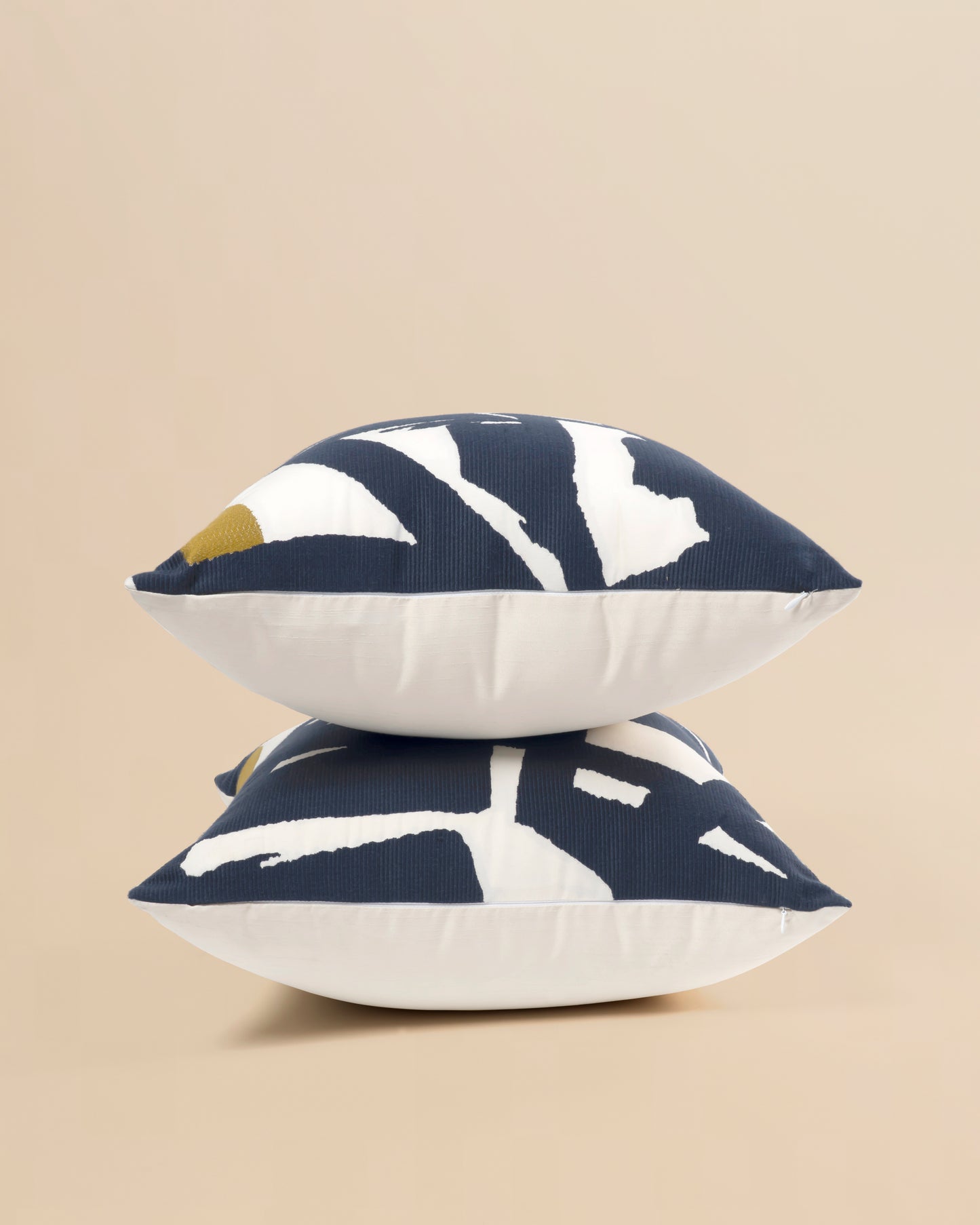 Bold Abstract Jacquard Cushion - Rut 101