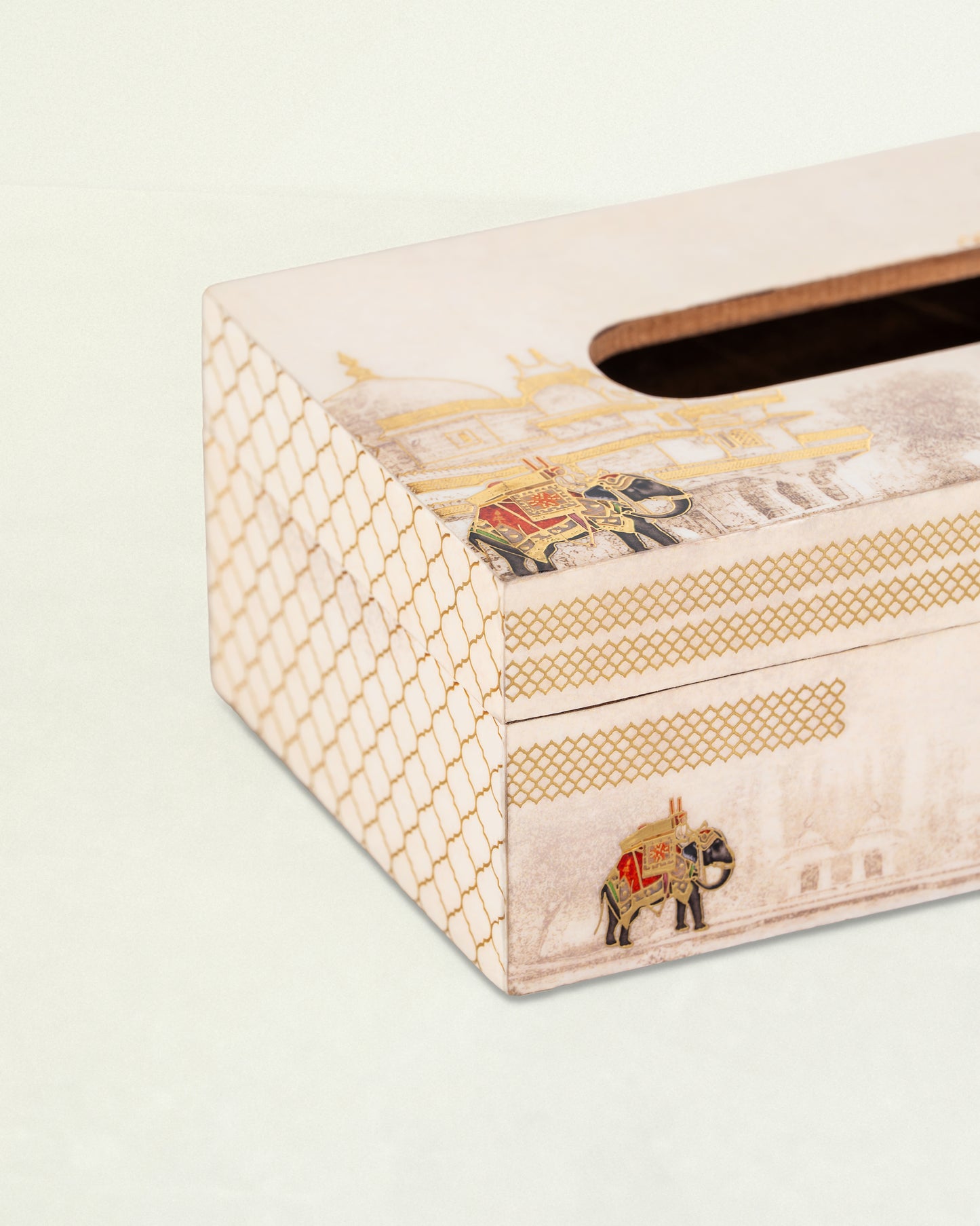 Traditional Tissue Box – D5