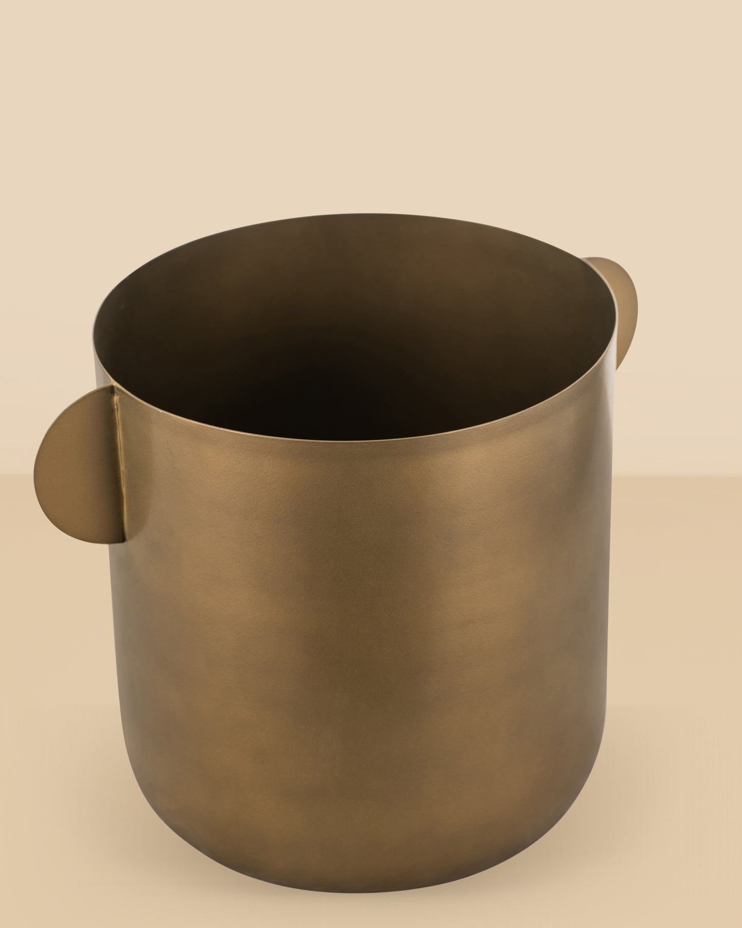Two Ear Planter