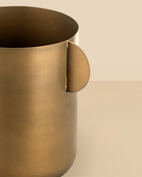 Two Ear Planter